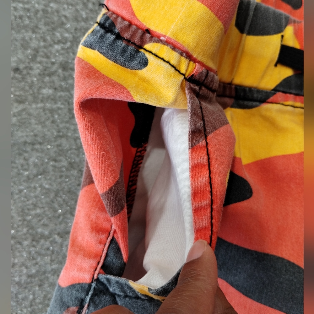 V.I.P. Sunburst Orange Camo Cargo Pants Women Size Small - Picture 8 of 11
